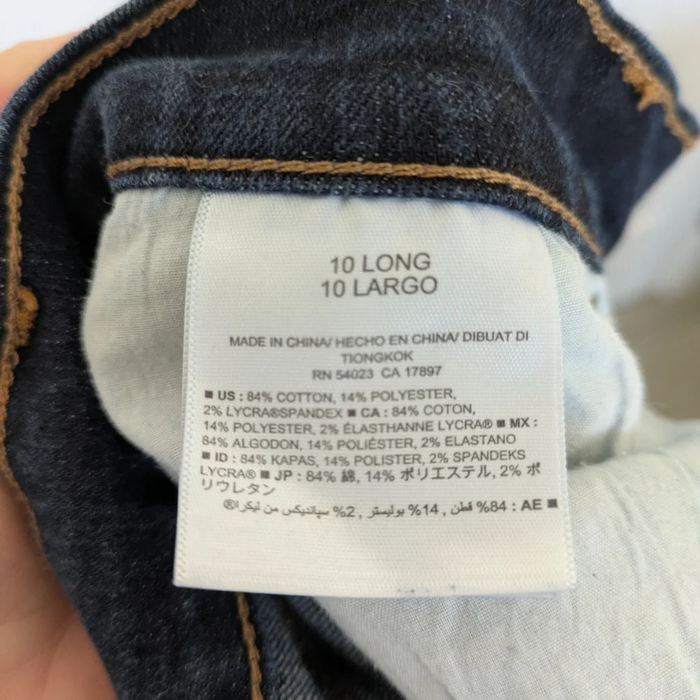 Old Navy Women's Dark Wash Curvy Mid-rise Jeans - Picture 4 of 5